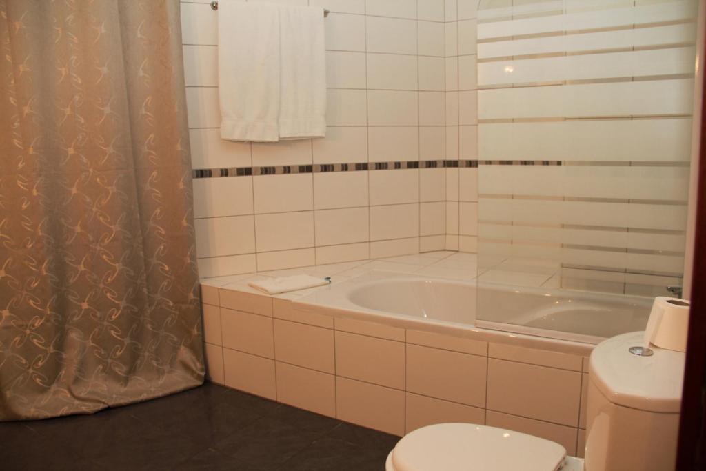 Residencial Parque Bed and Breakfast Celorico Da Beira Rum bild
