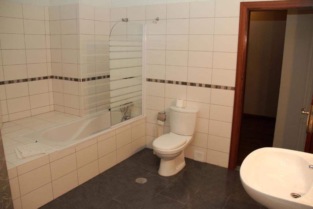 Residencial Parque Bed and Breakfast Celorico Da Beira Exteriör bild